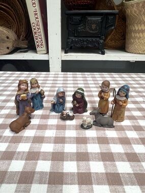 Dicksons children’s nativity set resin holiday Christmas decor